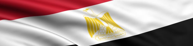 Værtsnation har urutineret forsvar, men Salah i front