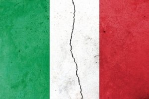 Det italienske flag med en vertical revne ned gennem midten
